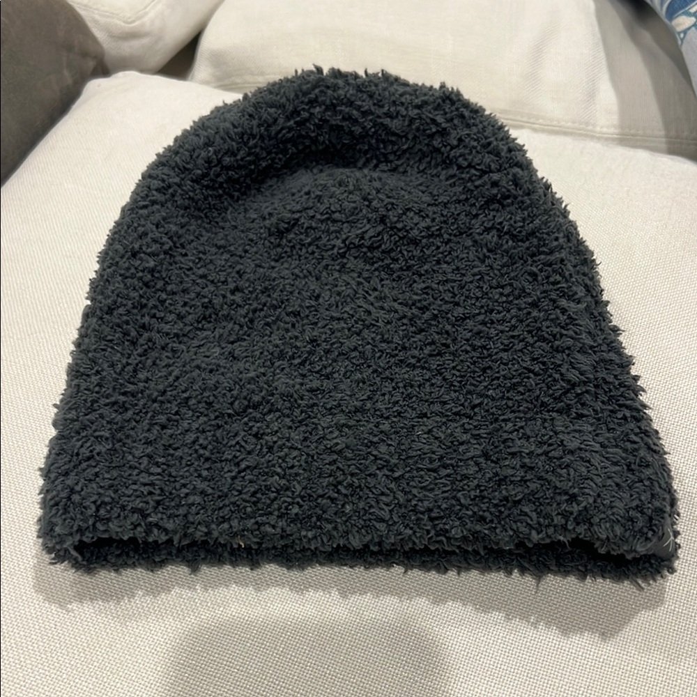 Barefoot Dreams Soft Sherpa Grey Beanie